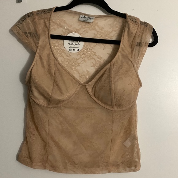 Beige Lace Top - Size XL - Picture 3 of 4